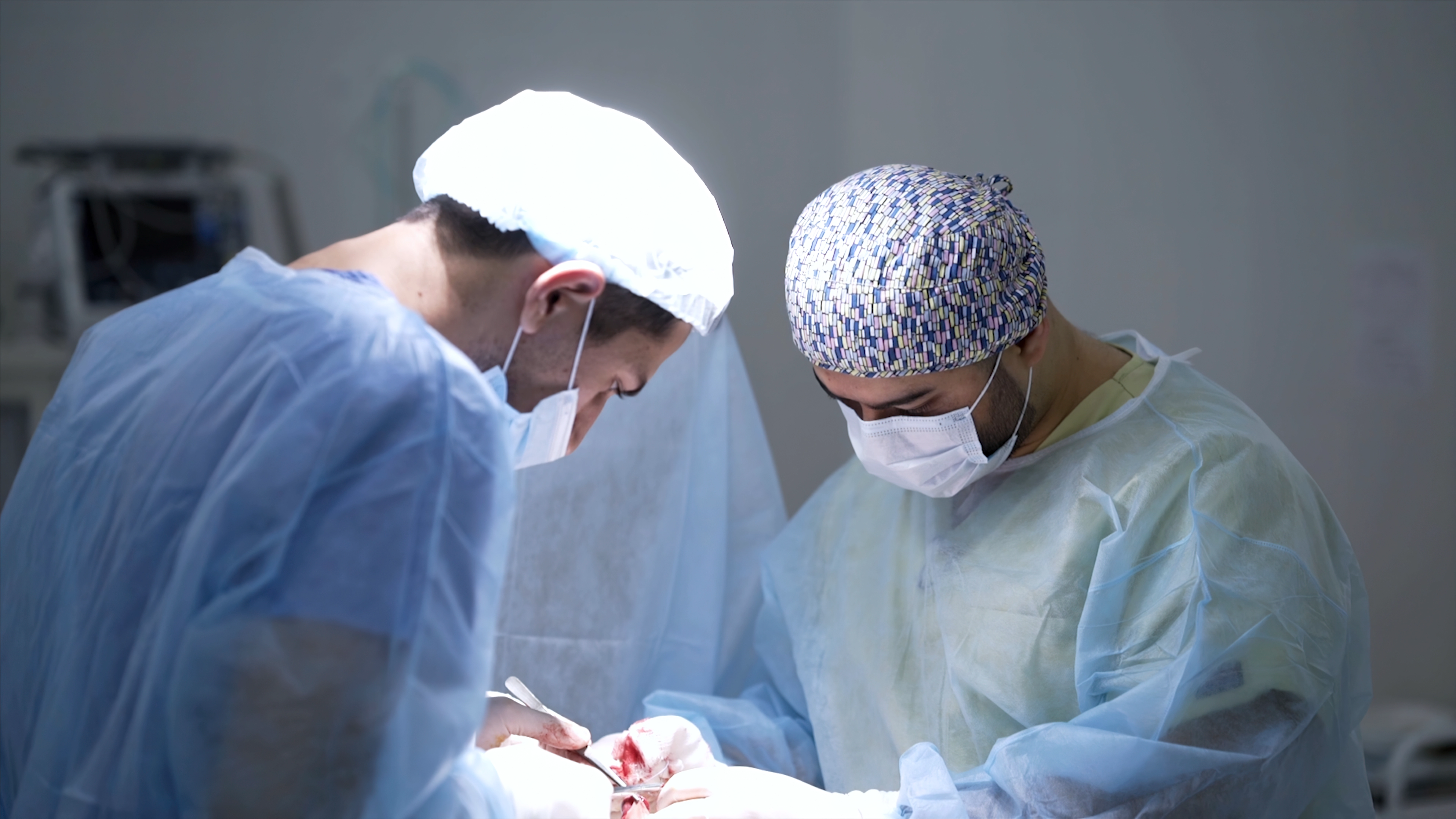 Expert Neurosurgeons